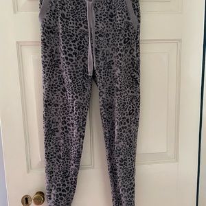 Leopard fleece joggers black and gray S